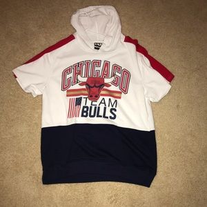 NBA Chicago Bulls Short Sleeve Hoodie